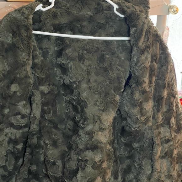 The North Face xlg girls size 18 Black and Gray Camouflage Ski Jacket reversible - Picture 6 of 16